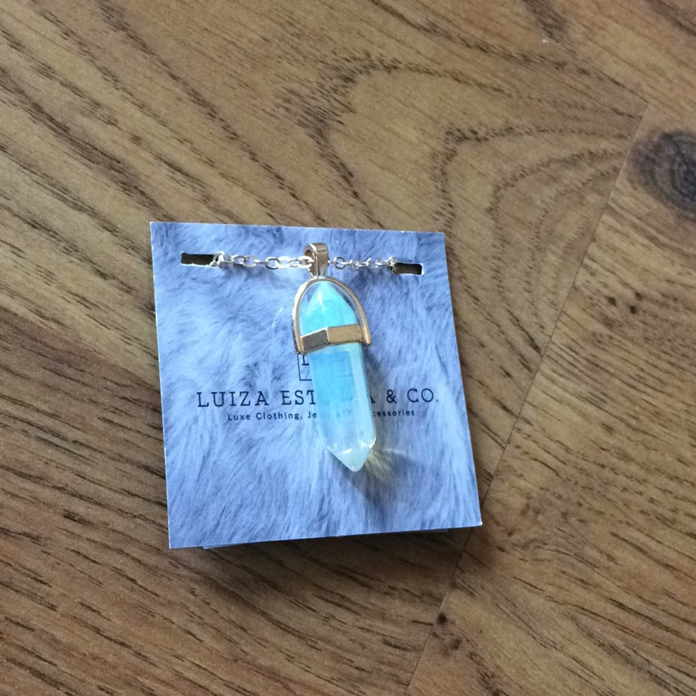 1️⃣ left❗️5⭐️Hexagon Column Clear Stone Necklace - Picture 5 of 7